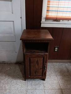 lot 121 image: Oak Wood Nightstand with Cabinet Door and Open Shelf