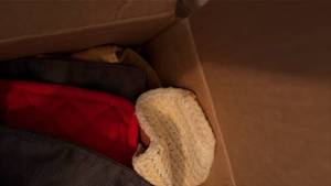 lot 3007 image: Assorted Pot holders and fabric Collection