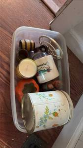 lot 3044 image: Kitchen Lot with Floral Canister Set and Fall Decorations