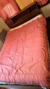 lot 3082 image: Bed with Pink Quilted Comforter Set