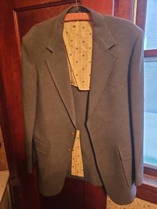 lot 3134 image: The Classic Collection Gray Wool Suit Jacket with Gold Buttons