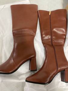 lot 1238 image: IDIFU IN3 Knee High Boots for Women Square Toe GoGo Chunky High Heeled Tall Long Fall Boot with Side Zipper Dress Comfortable Fashion Pull On Small Thick Heel Boots size 8.5