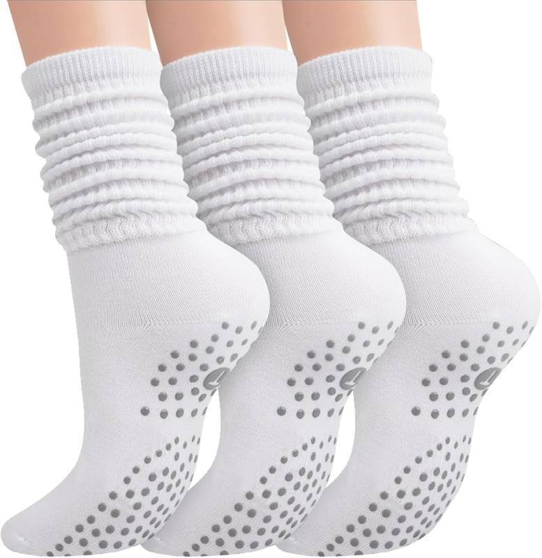 lot 12819 image: Womens Pilates socks, 3 pairs of loose-fitting, wrinkled yoga socks, suitable for ballet and fitness.
