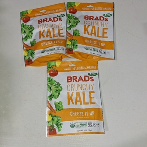 lot 1802 image: 3 Packs Brads Raw Crunchy Kale Cheeze It Up -