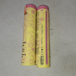 lot 1962 image: 2 Pack amika Velveteen Dream Anti-Frizz Smoothing Conditioner