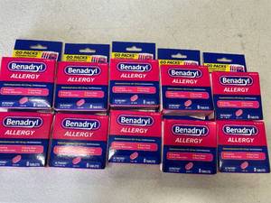 lot 2348 image: 10 Boxes Benadryl Ultratabs Go Packs - Diphenhydramine Antihistamine Tablets - 4 packs of 2ct