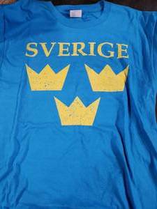 lot 7343 image: Sverige Sweden Blue T-Shirt with Yellow Crown Logo - Retail $15