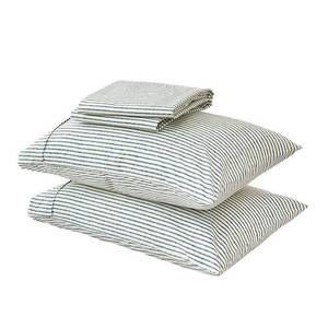 lot 7564 image: Great Bay Home Striped Microfiber Wrinkle Resistant Sheet Set (Queen  Blue) - Retail $75