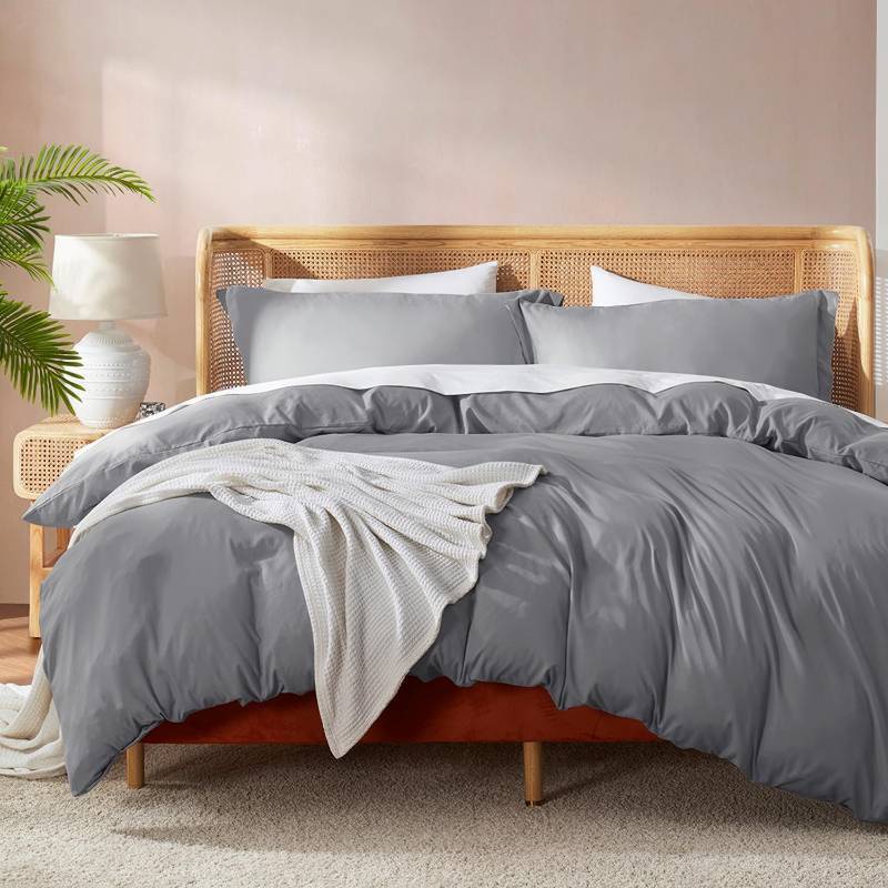 lot 34860 image: Twin Duvet Cover Set - Grey 2 Piece 68x90 Duvet Cover & 1 Pillow Sham with White Quilted Down Alternative Comforter, Ultra Soft, All Season (missing comforter) only cover and pillow sham - Retail $42