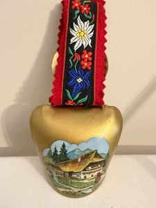 lot 159 image: Vintage Brass Bell