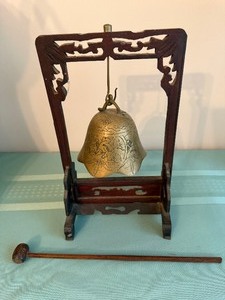 lot 161 image: Vintage Asian Brass Meditation Bell Gong on Wood Stand w a Mallet