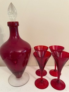 lot 171 image: Vintage Red Glass Decanter and Glasses