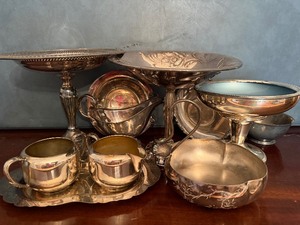 lot 275 image: Silverplate Pieces - Please See Pictures for Variety