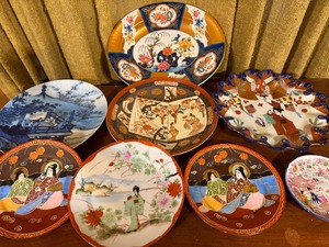 lot 297 image: Vintage Asian Themed Plates, Please See Pictures for Misc Makers