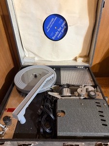 lot 320 image: Hallmark Pool Record Player and Projector, Untested
