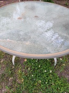 lot 609 image: Glass Top Patio Table