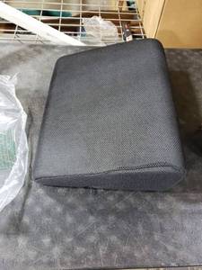 lot 7752 image: Black Memory Foam Wedge Pillow