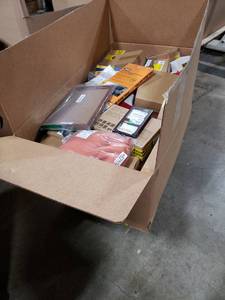 lot 7778 image: Large Box of Misc. Items