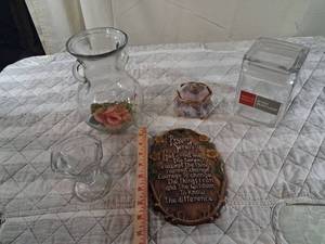 lot 3 image: Decorative Home Items Collection Including Glass 9in  Vase, Jewelry Box wind up music box cracks chips , Prayer Plaque and Bank