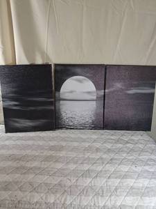 lot 35 image: Three Panel Ocean Sunset Canvas Wall Art Triptych