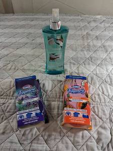 lot 45 image: Coconut Fantasy Body Spray and Clorox Fragancia Air Freshener Bundle