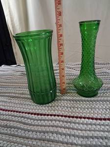lot 92 image: Hoosier Glass Green Vases  and one Randall