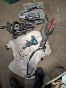 lot 105 image: Mixed Power Tools and Equipment Lot
