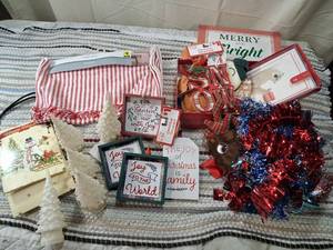 lot 122 image: Christmas Holiday Decoration Bundle with Ornaments and Signs