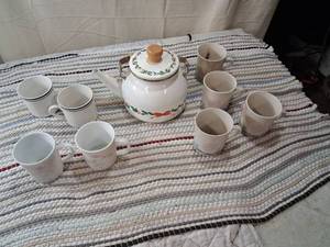 lot 125 image: Ceramic Tea Set with Teapot and Coffee Mugstea pot is metal