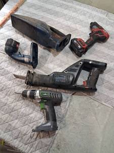 lot 177 image: Mixed Brand Power Tool Lot - Reciprocating Saws and Cordless Drill 5 tools