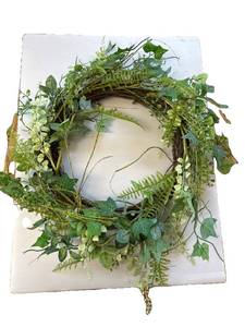 lot 3741 image: Twig base assorted foliage wreath, 19 inch diameter