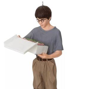 lot 3758 image: Harry Potter Happee Birthdae Cake Hallmark Keepsake Ornament