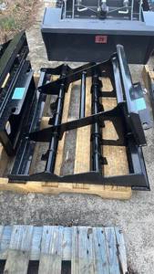 lot 40062 image: Mini Skid Steer Land Leveler