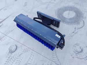 lot 41024 image: Arteer  72in Angle Skid Steer Broom  ASSB-72W