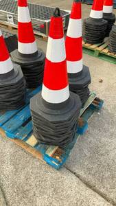 lot 45027 image: IRSTC - Set of 25 Traffic Safety Cones - Red and White Reflective - Unused