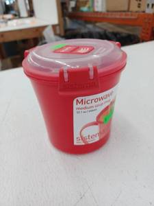 lot 10109 image: Sistema Microwave Medium Soup Mug 22.1 oz Red Plastic Container