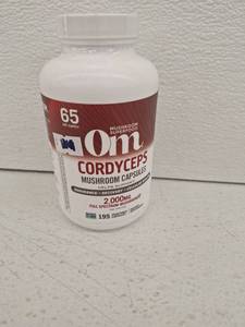lot 10159 image: Om Cordyceps Mushroom Capsules 2000mg Supplement
