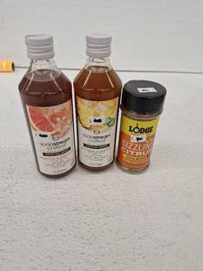 lot 10177 image: SodaStream Cocktail Mixers and Lodge Sizzling Citrus Spice Blend Set (Best By 2025)