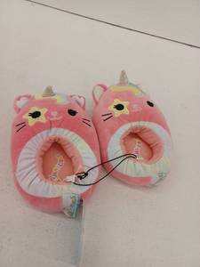 lot 10230 image: Kids Unicorn Slippers, 131