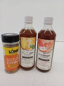 lot 10300 image: Miscellaneous Lot Of Items