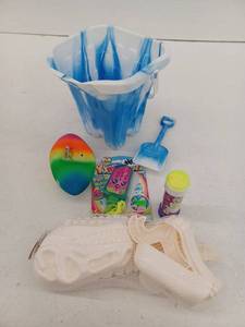 lot 11706 image: Miscellaneous Kids Lot