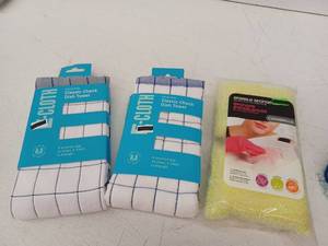 lot 10029 image: Kitchen Cleaning Lot