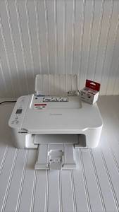 lot 106 image: Canon PIXMA TS3522 Wireless All-in-One Printer