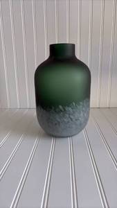 lot 116 image: Green Frosted Glass Vase