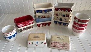lot 127 image: Holiday Bakeware Collection