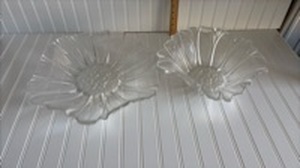 lot 134 image: Clear Glass Decor