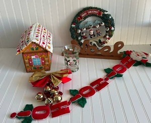 lot 159 image: Christmas Holiday Decoration Collection
