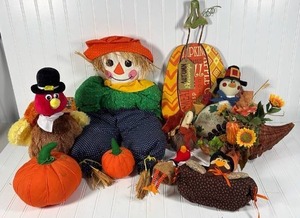 lot 198 image: Fall Harvest Decorative Collection