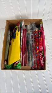 lot 213 image: Holiday Gift Bags and Gift Wrap Collection