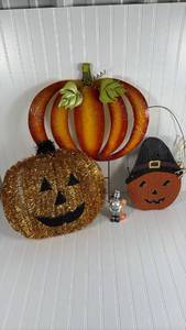lot 234 image: Halloween Pumpkin Decoration Set